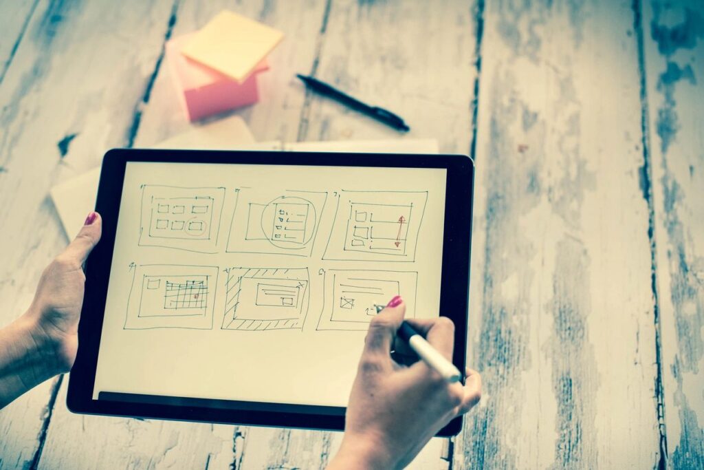 Why Expert-Led Content Wins in a Noisy Market